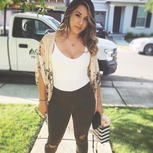 Meet your Posher, Denise